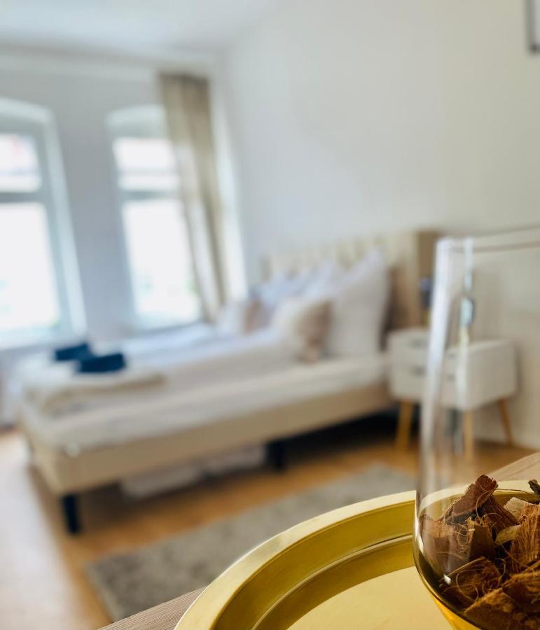 Stilvolles Apartment In Zentraler Lage - Smart-Tv, Queensize-Bett, Altbaustil, Kueche In City-Naehe Erfurt Eksteriør bilde