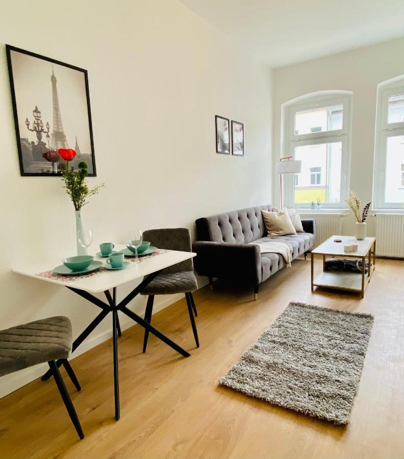 Stilvolles Apartment In Zentraler Lage - Smart-Tv, Queensize-Bett, Altbaustil, Kueche In City-Naehe Erfurt Eksteriør bilde