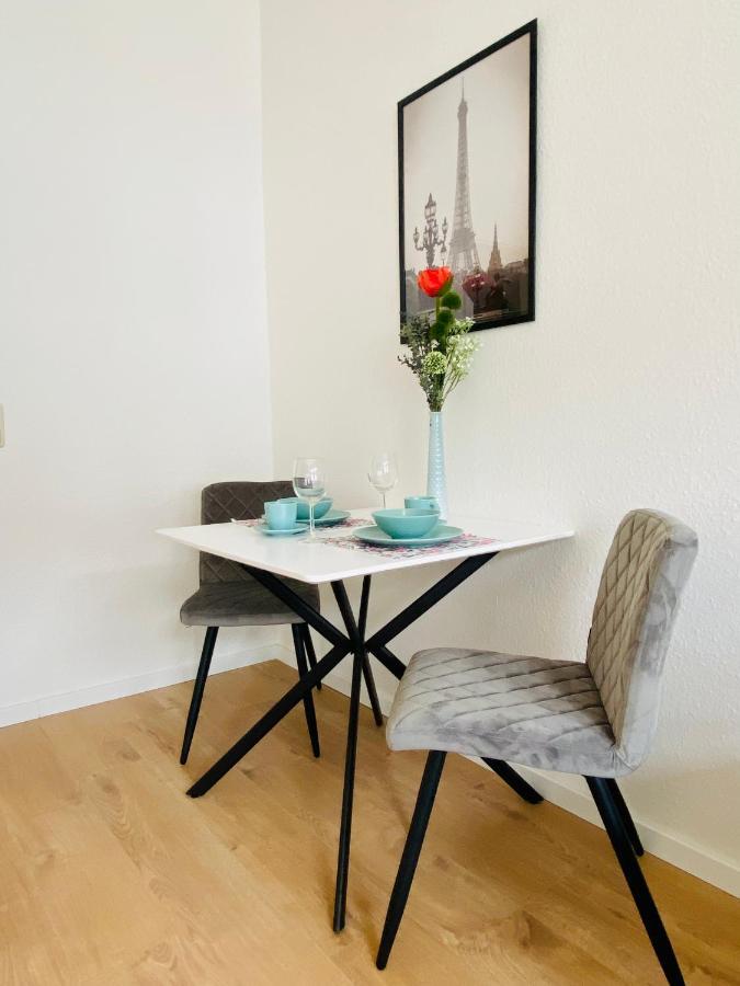 Stilvolles Apartment In Zentraler Lage - Smart-Tv, Queensize-Bett, Altbaustil, Kueche In City-Naehe Erfurt Eksteriør bilde